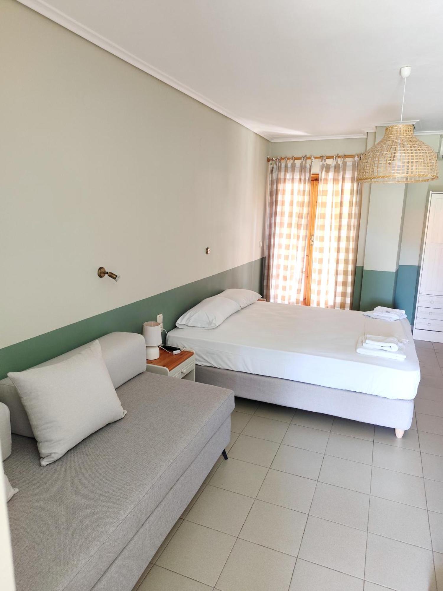 Kritamos Apartments Kardamyli Exterior foto
