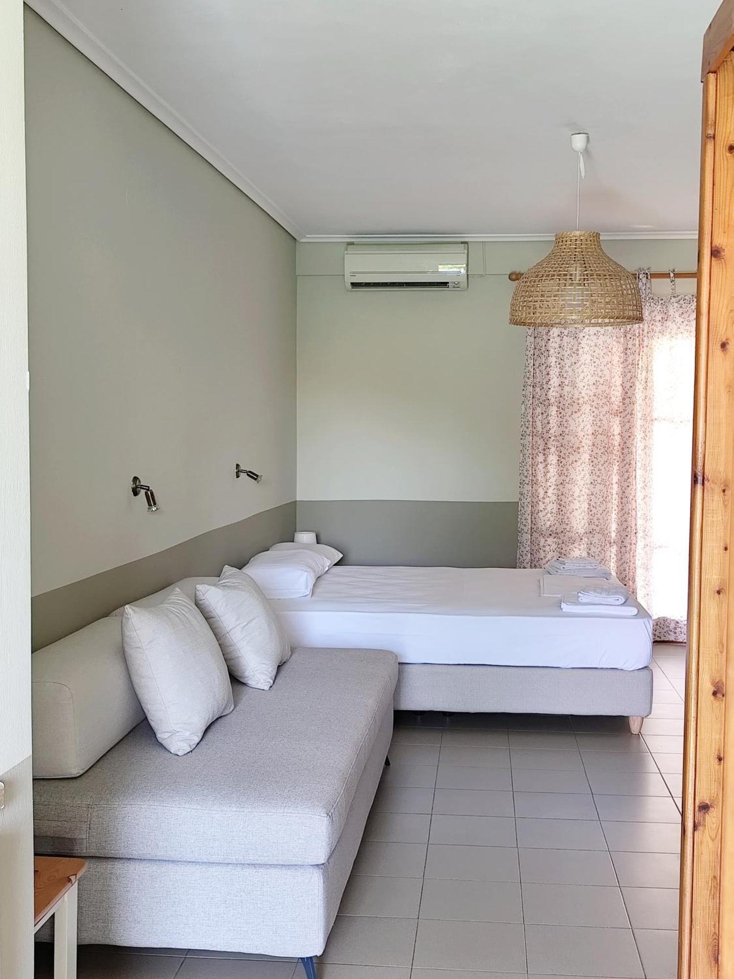 Kritamos Apartments Kardamyli Exterior foto